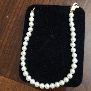 Pearl bracelet